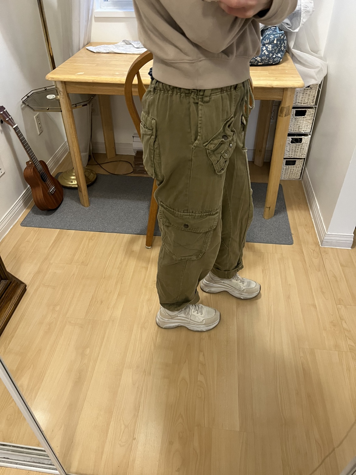 women’s pants small si2 image indicator(3)