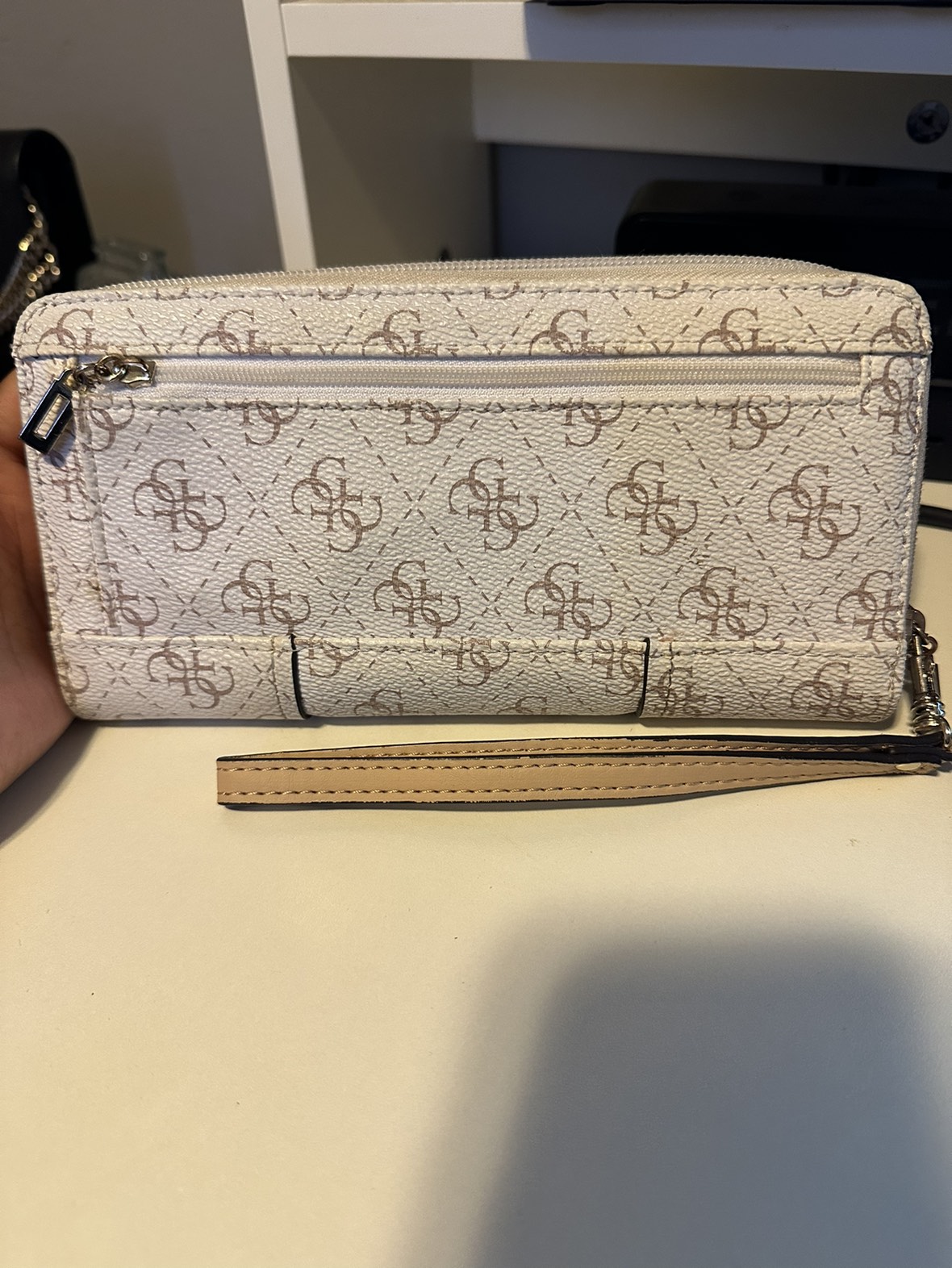 Large Guess Wallet - photo 2