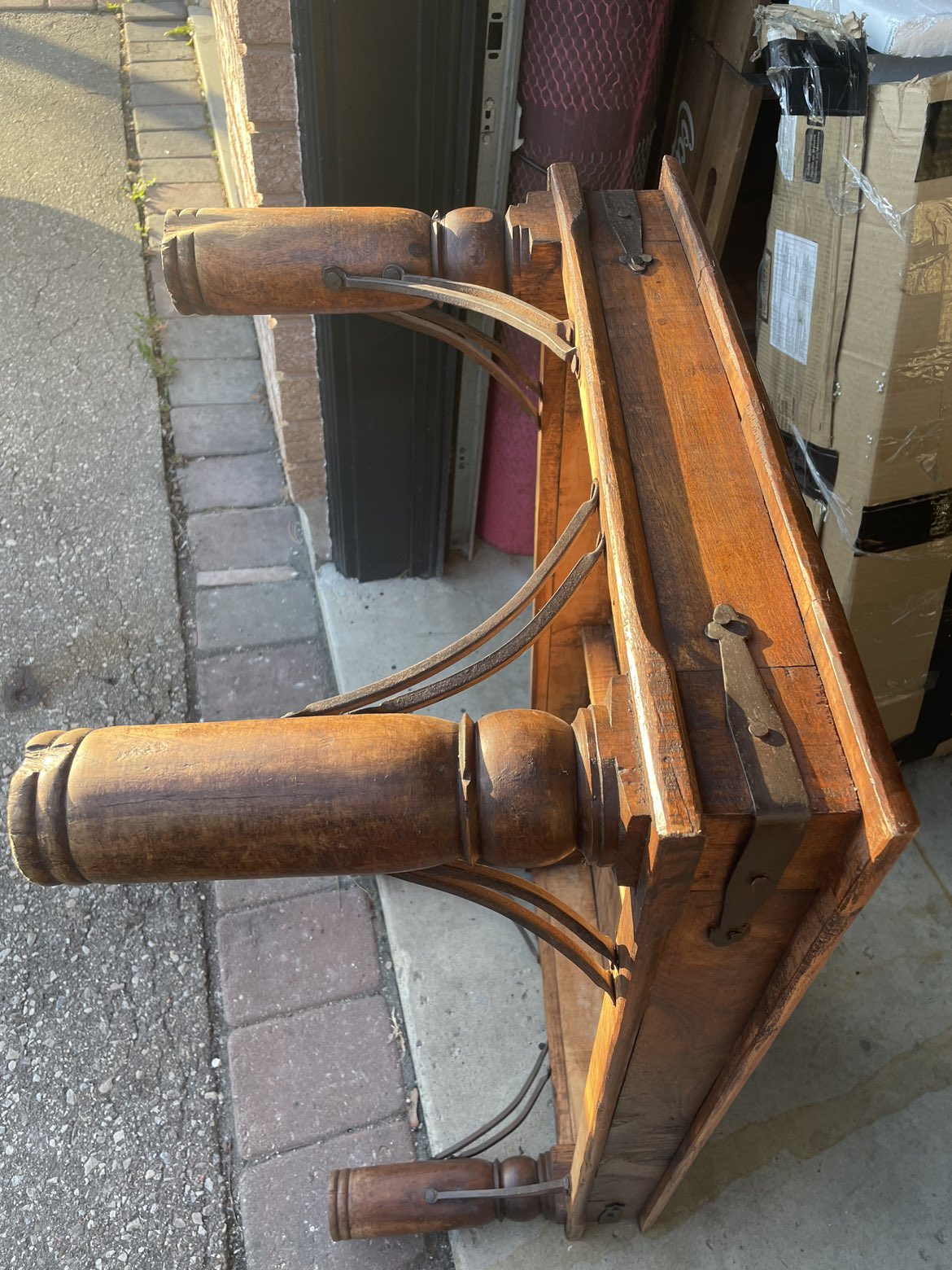 1 coffee table and 1 night stand  ( wood) - photo 3