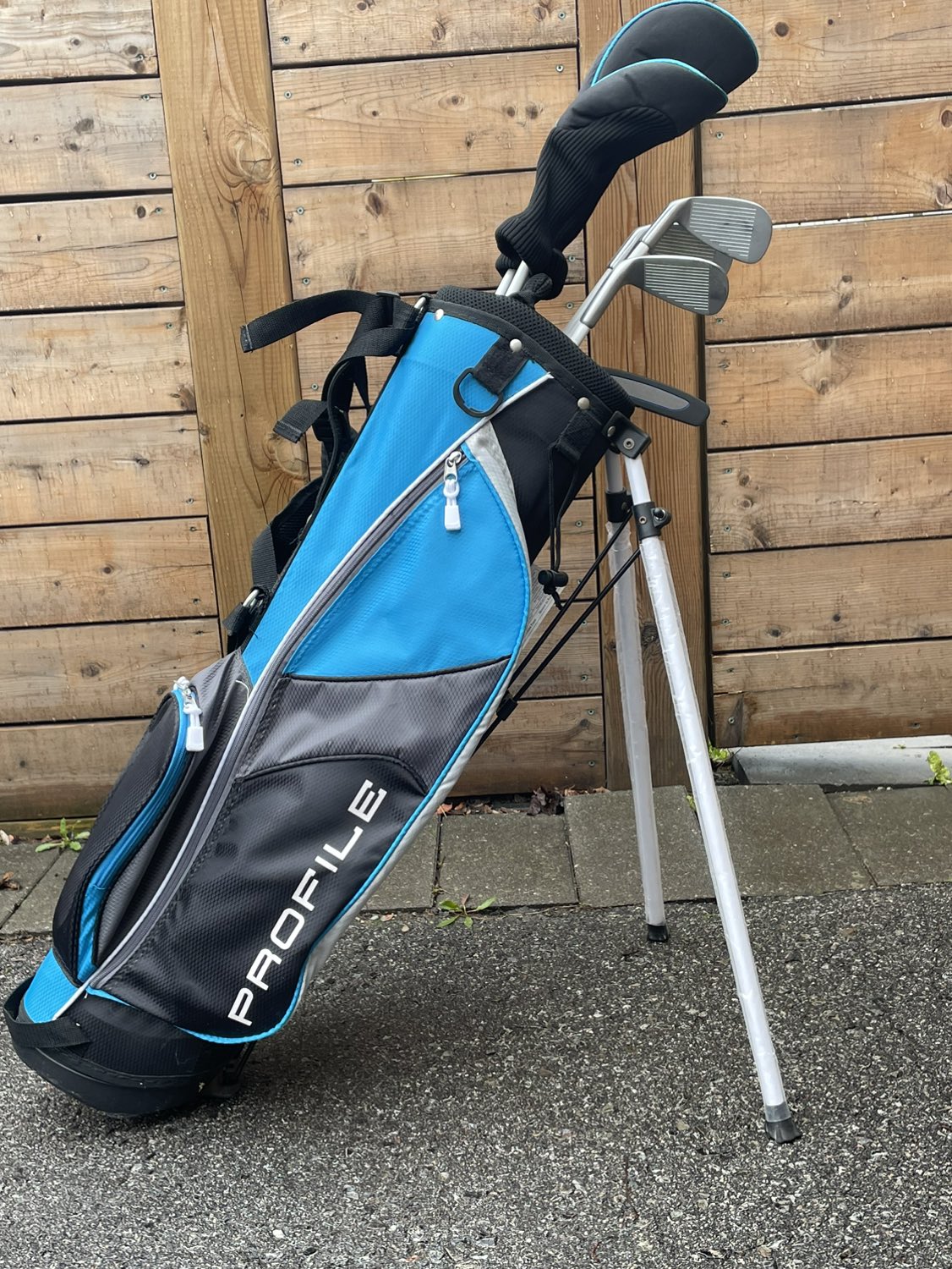 Wilson Profile Junior Golf Club Set thumbnail