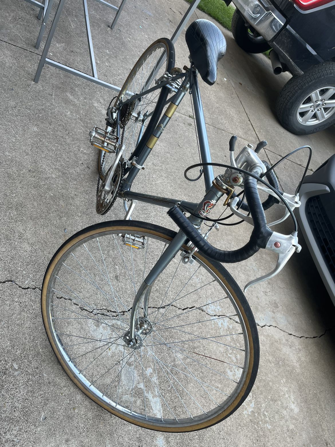 Vintage shield nishiki road bike image indicator(5)