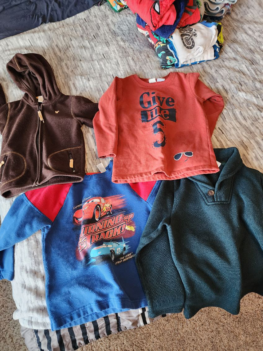 Boys clothes size 4-6 - photo 2