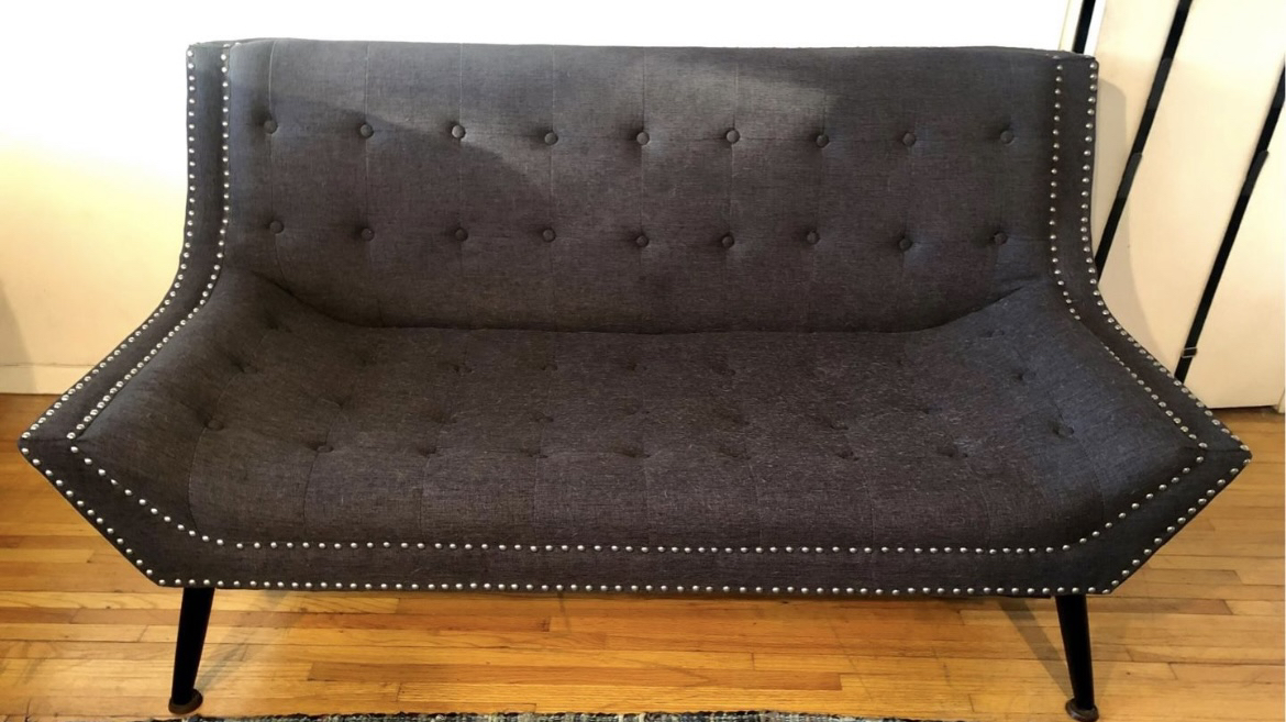 Settee / Couch