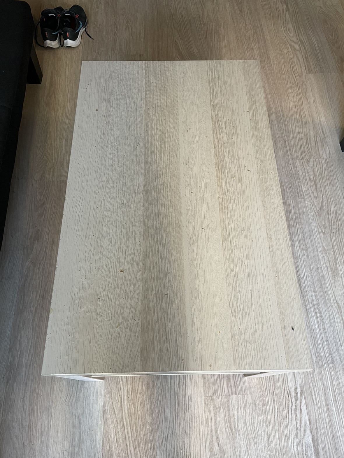 Beige Table image indicator(2)