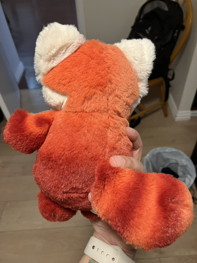 Disney pixar Turning Red plush toy - photo 2