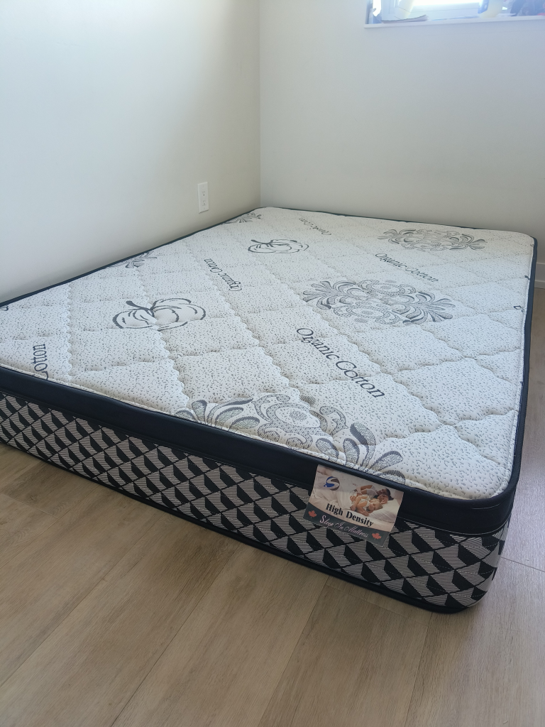 (Moving Out Sale) Firm double/full mattress