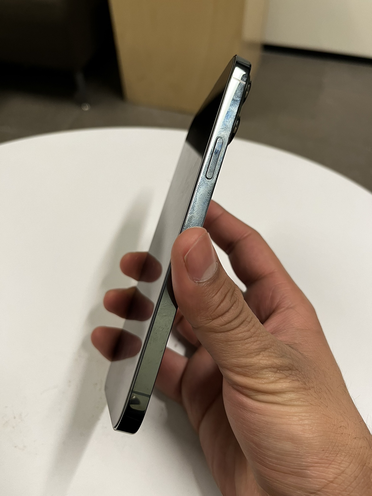 iPhone 13 Pro Max - photo 4