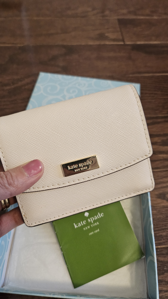 [New] Kate Spade Bifold Wallet