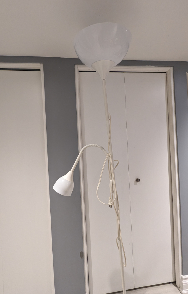 Floor Lamp image indicator(3)