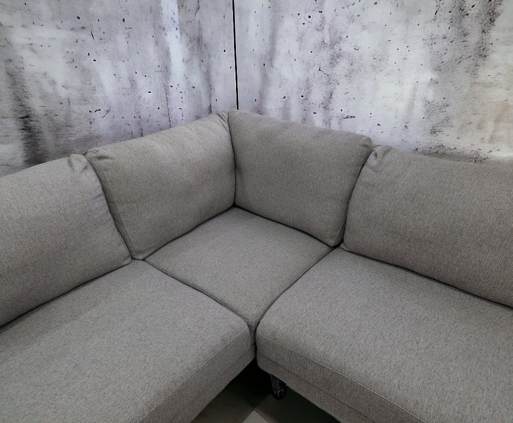Free Delivery - Large Grey Structube Sectional Couch / Sofa - photo 5