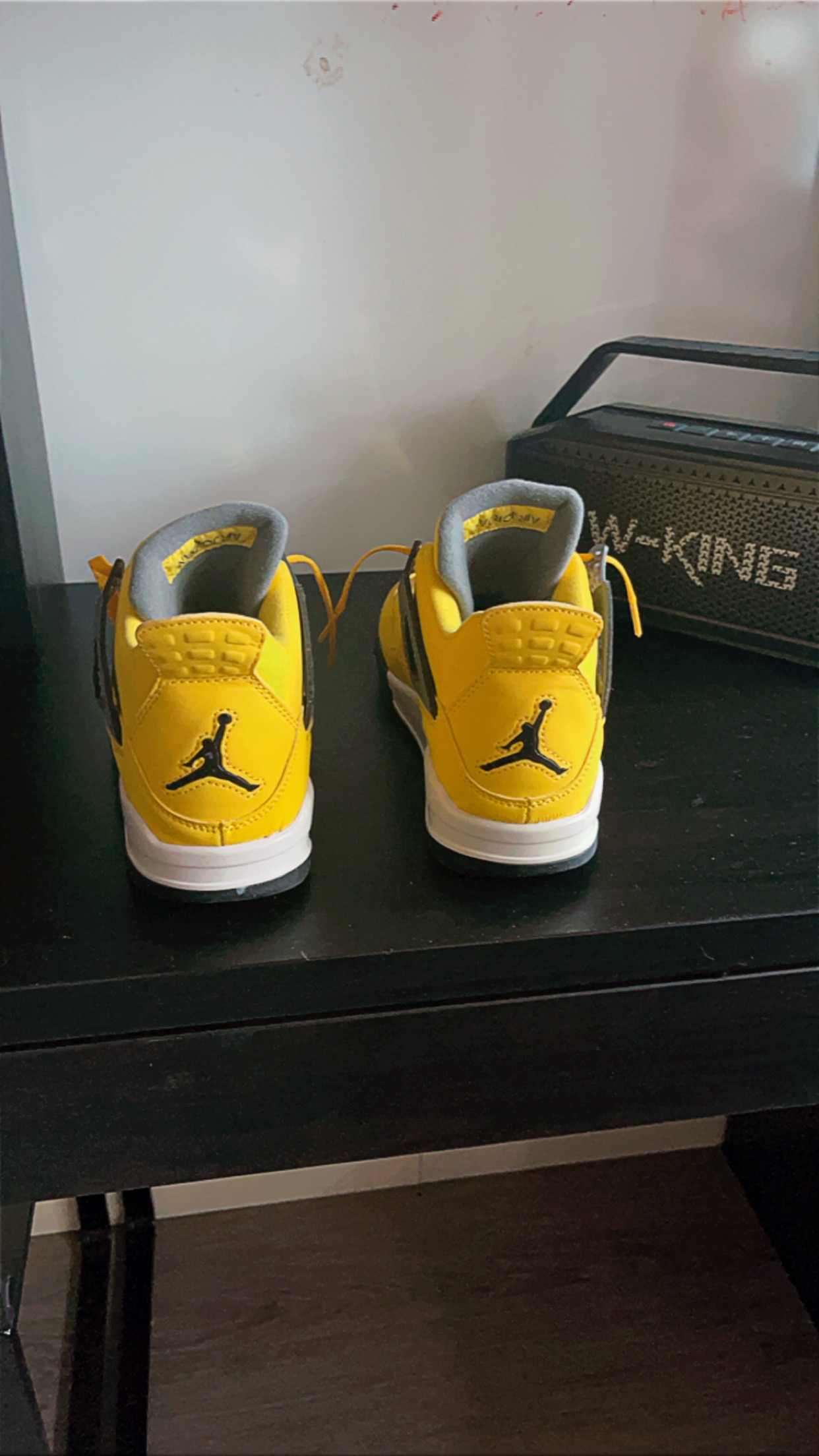 Jordan 4 retro lightning - photo 4