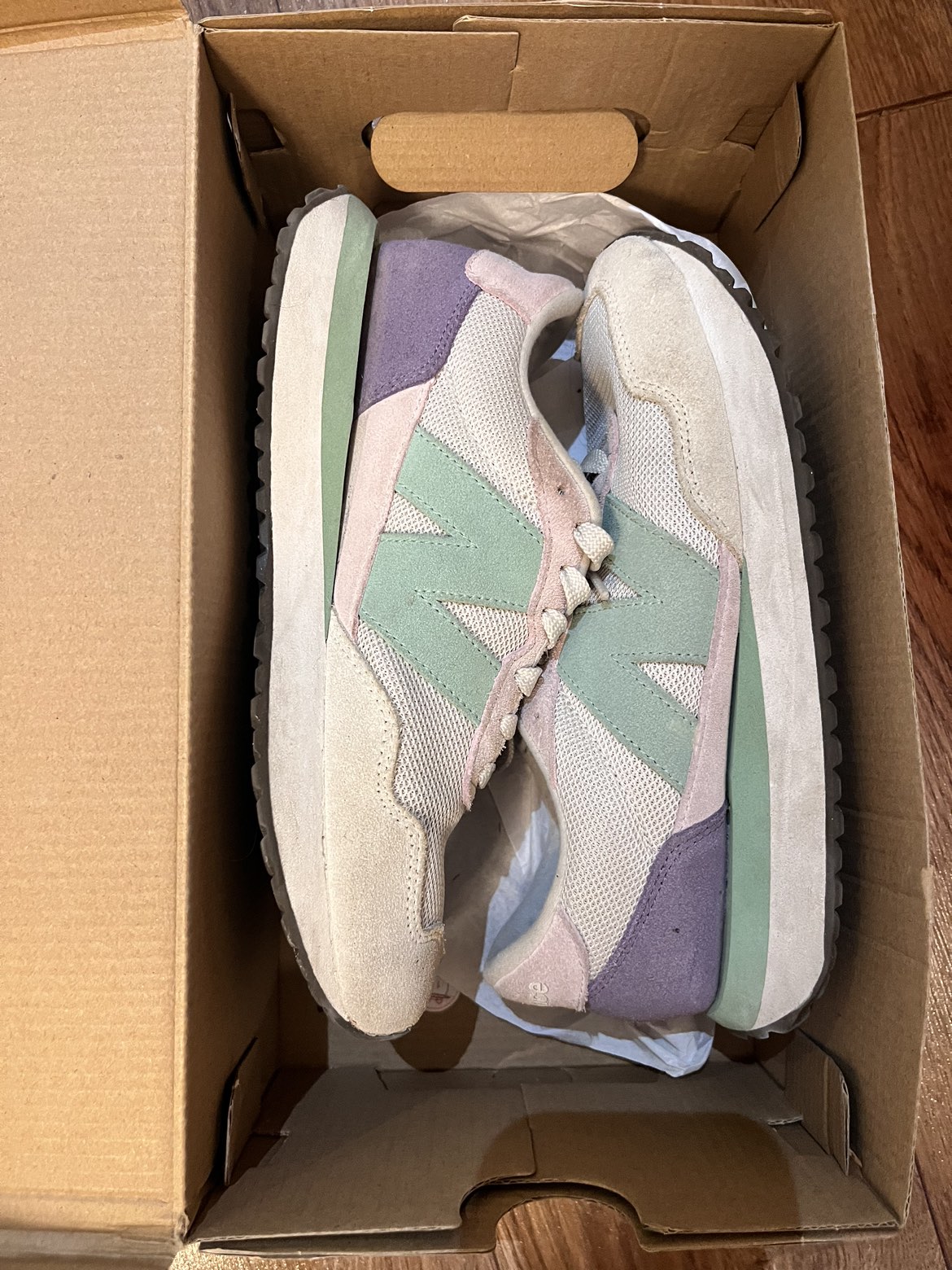 New Balance 237 thumbnail
