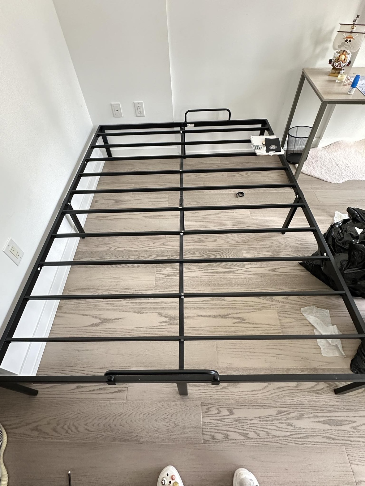 Bedframe Size Quee
