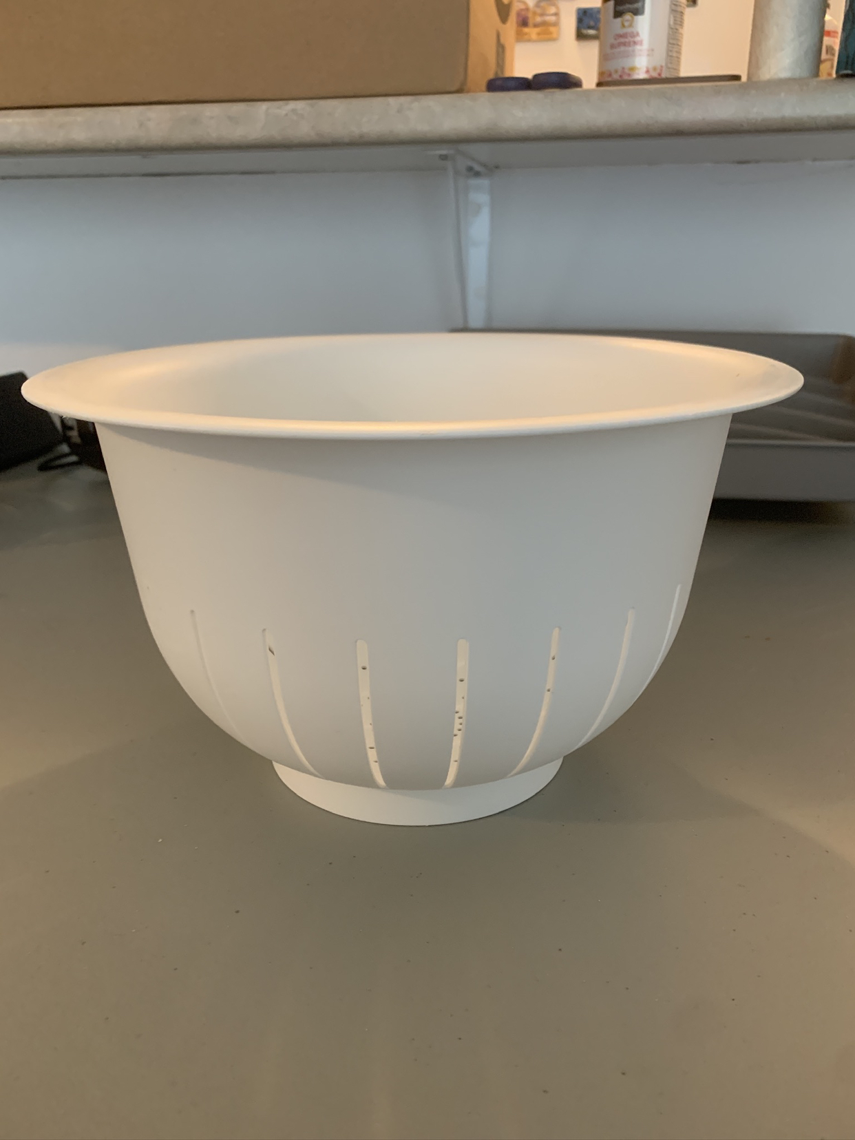 plastic kitchen strainer #freecycle - photo 2