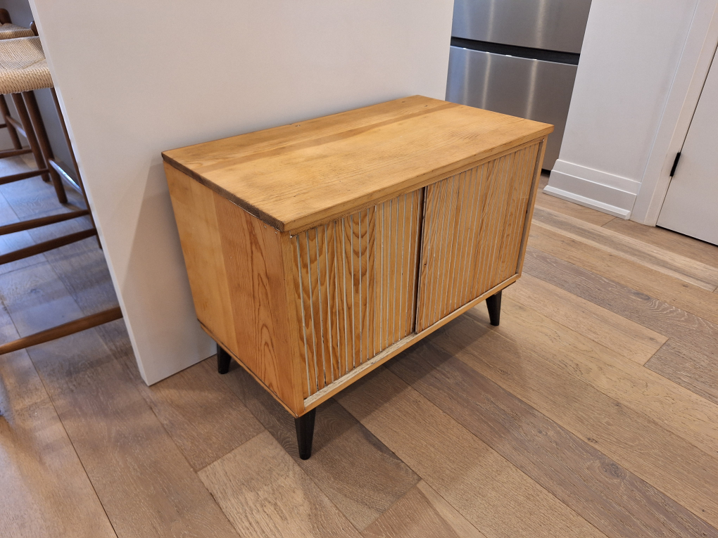 Vinyl / record storage table - photo 2