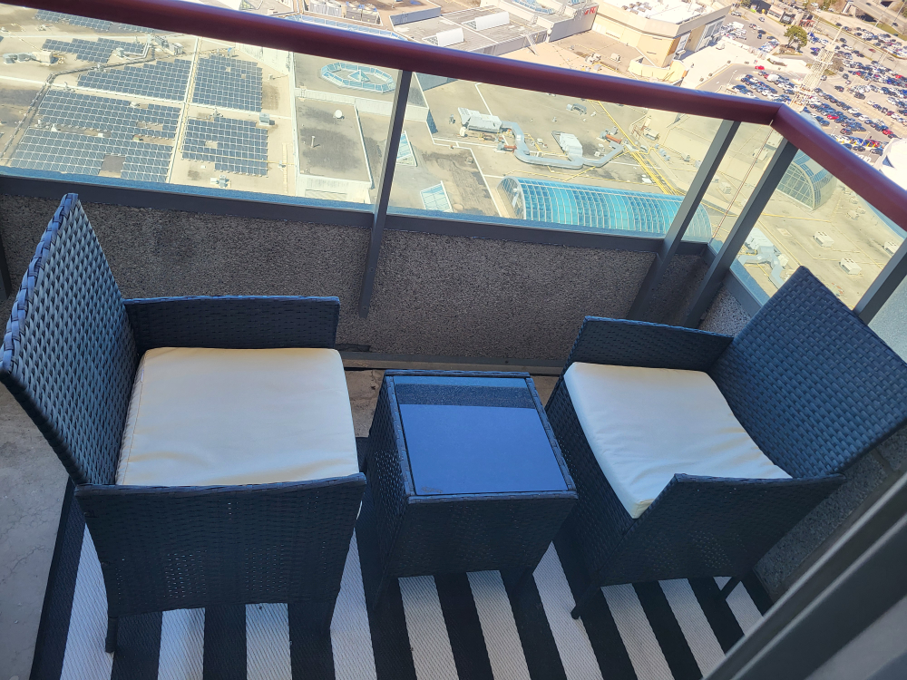 Patio Set with Rug - photo 2