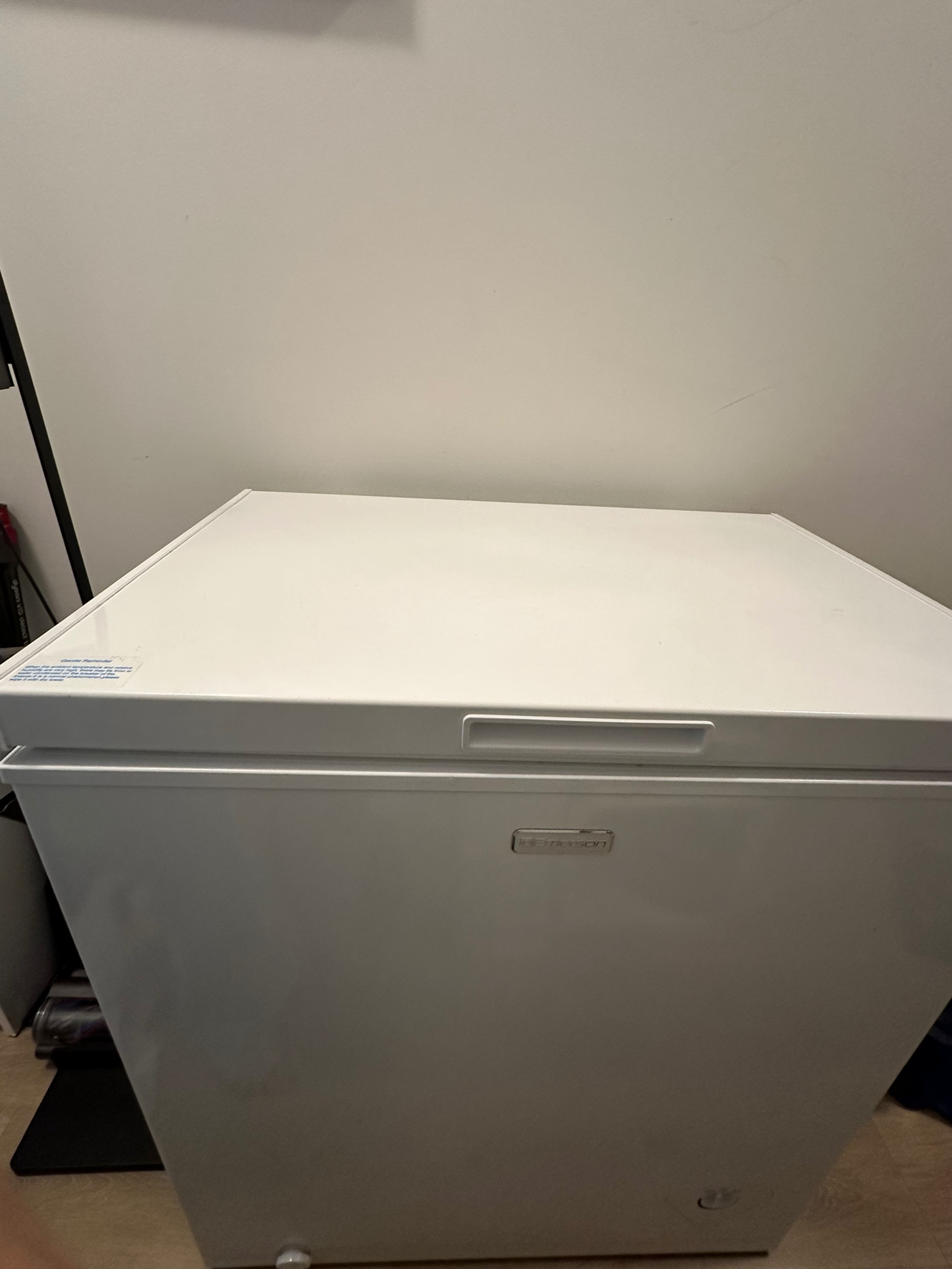 Emerson chest freezer, 5cu. (Delivery within 3km) - photo 2