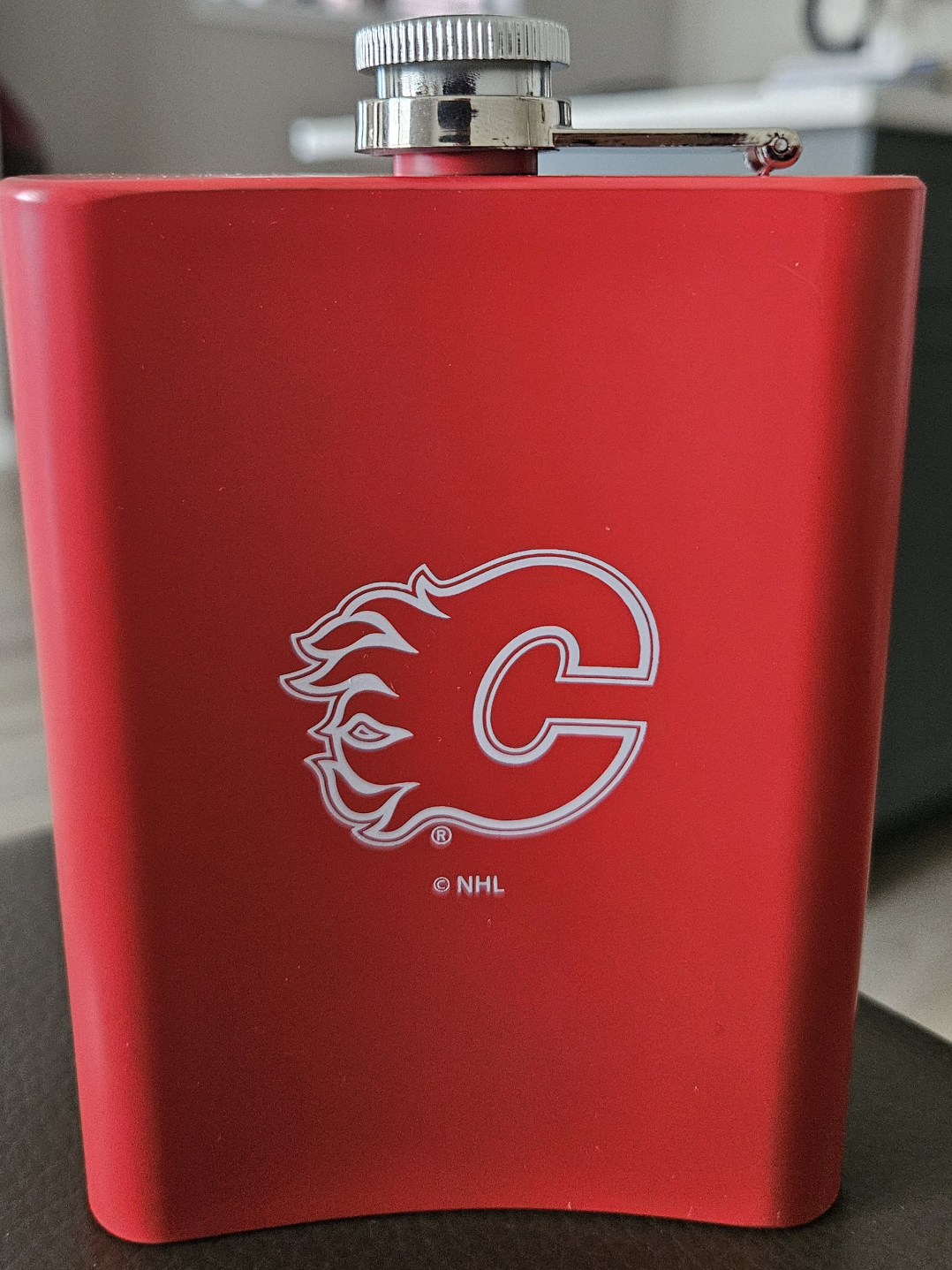 Official Calgary Flames 8 oz Flite Flask - photo 3