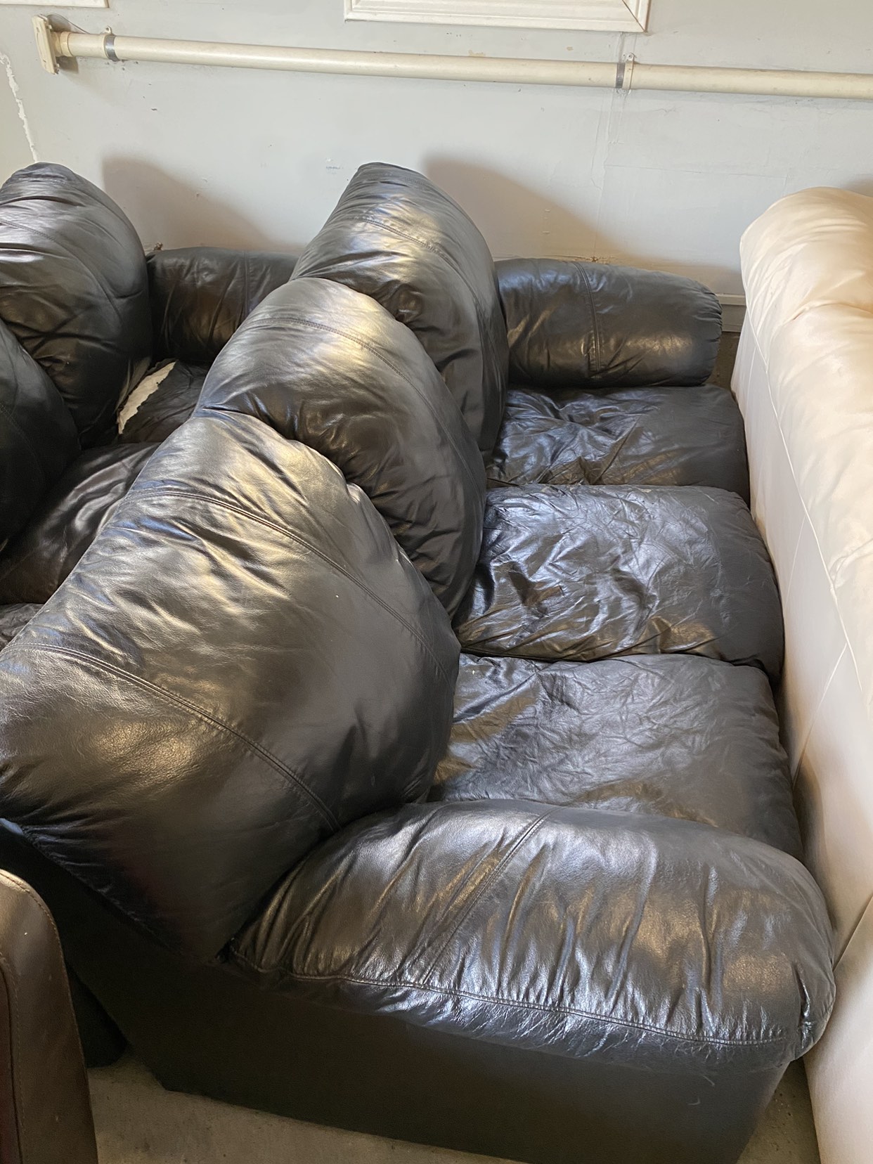 Black Leather Couches - photo 3