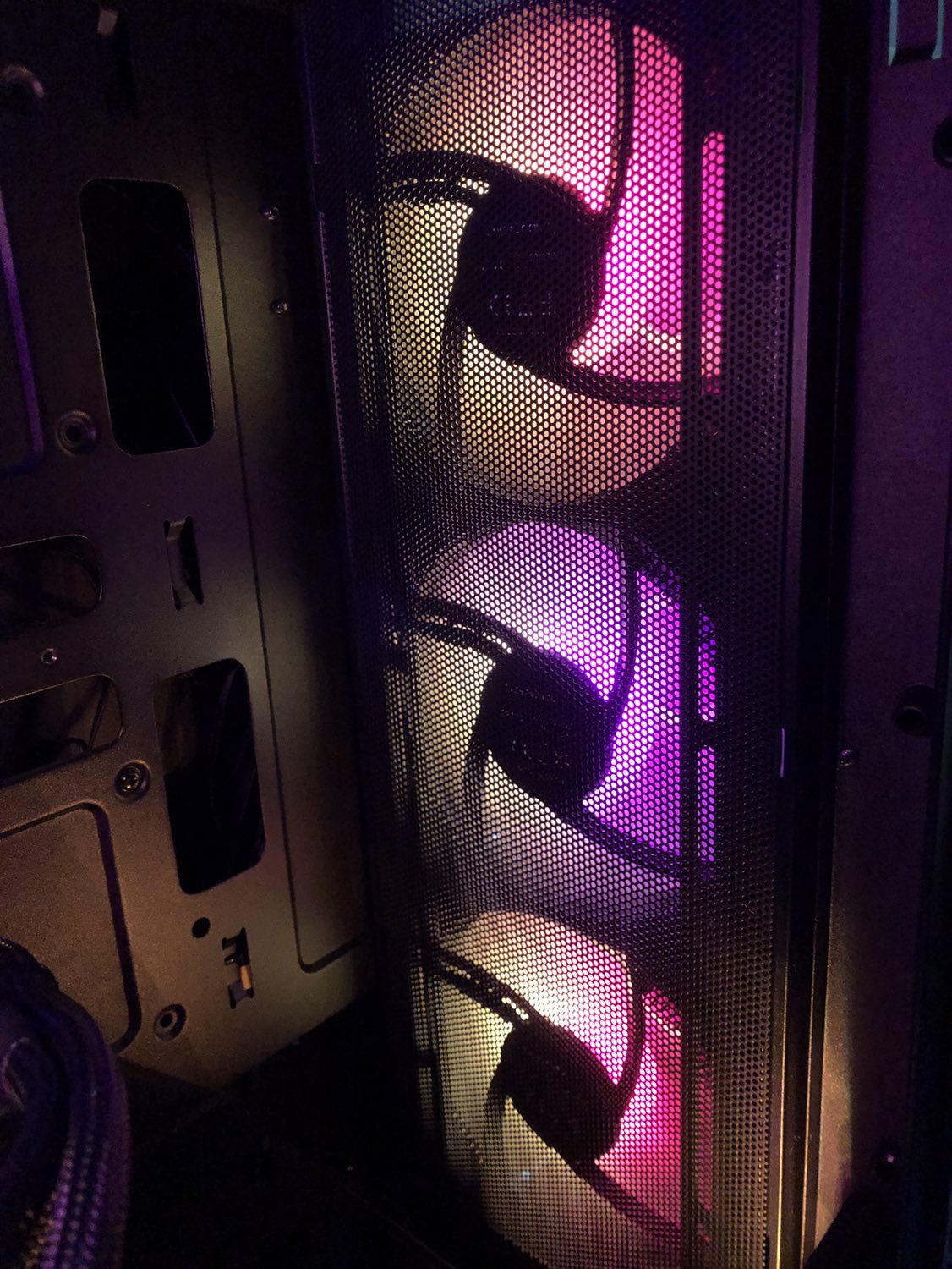 Gaming PC + boxes | Full ARGB customization | i5 16gb ddr4 image indicator(5)