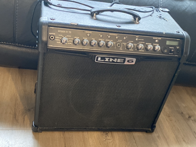 Guitar amp