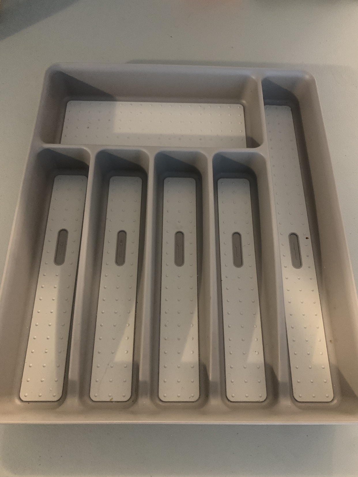 Kitchen utensil holder/organizer