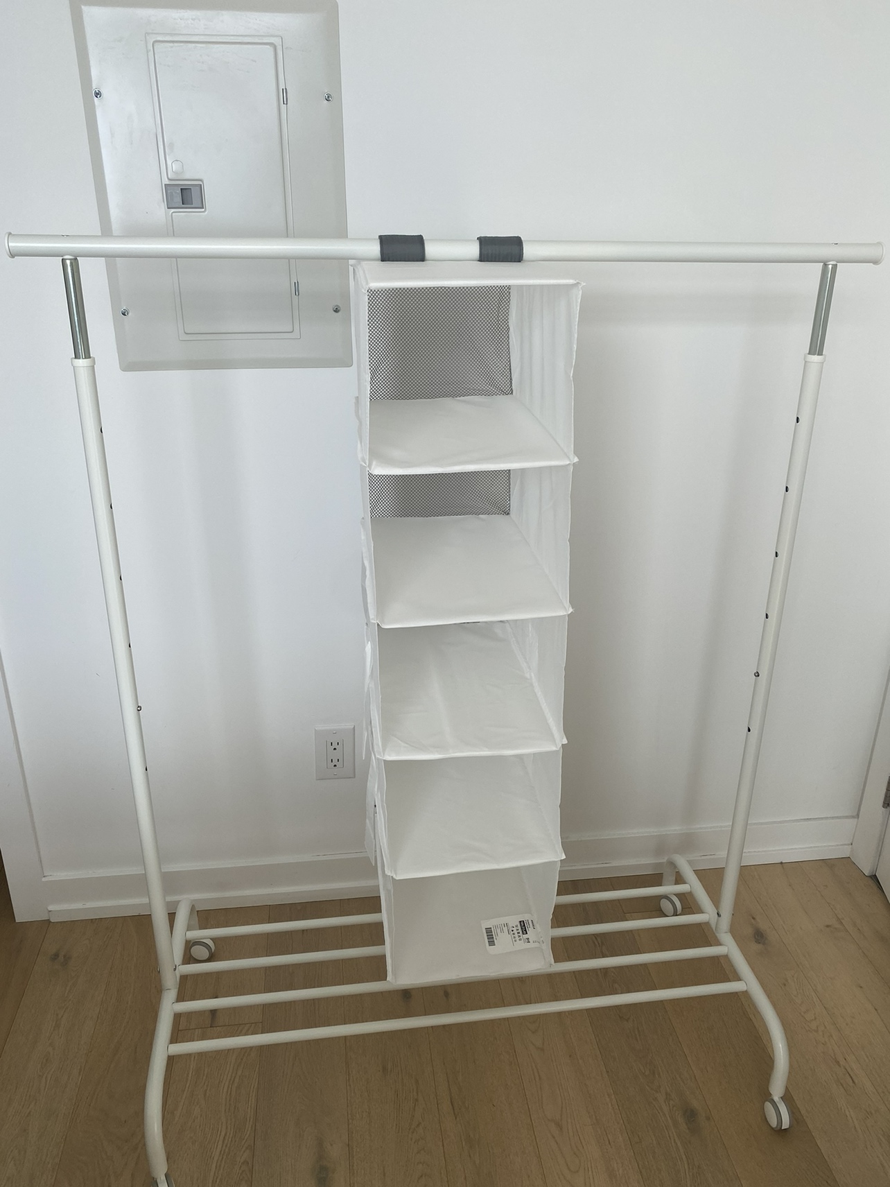 Clothing rack & storage - photo 2