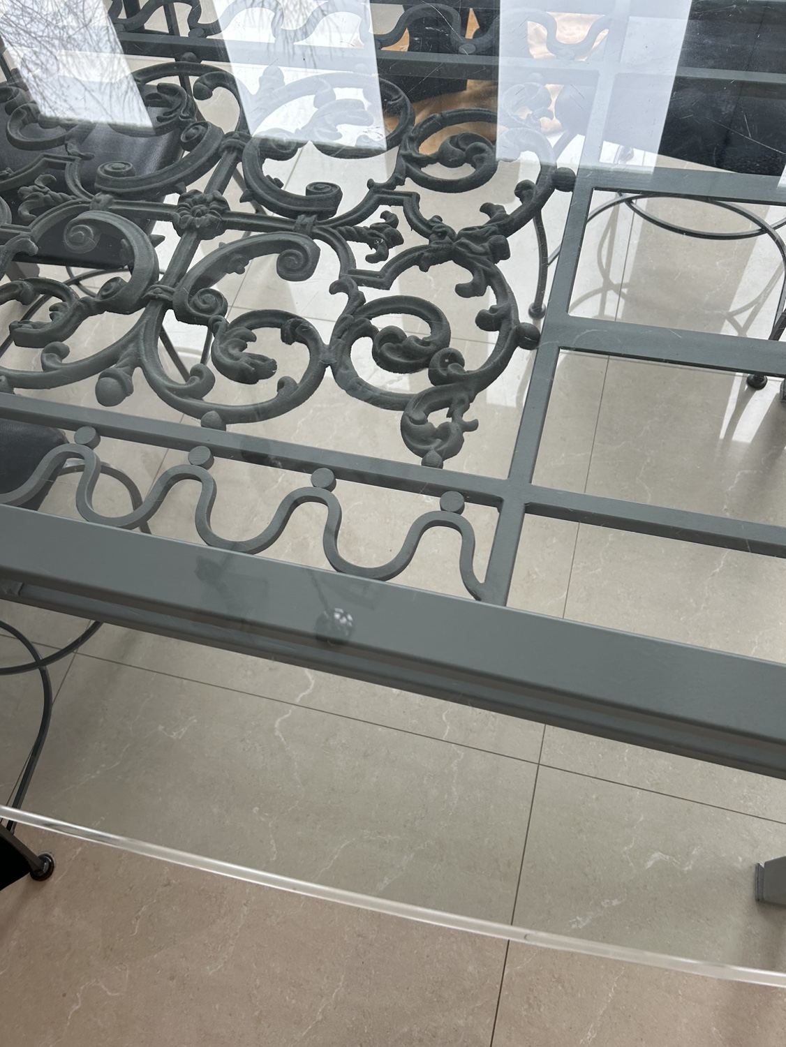 Rought Iron table with glass top and chairs image indicator(2)