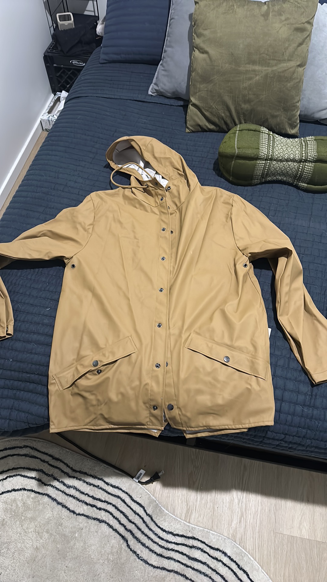 RAINS Raincoat—Never worn thumbnail