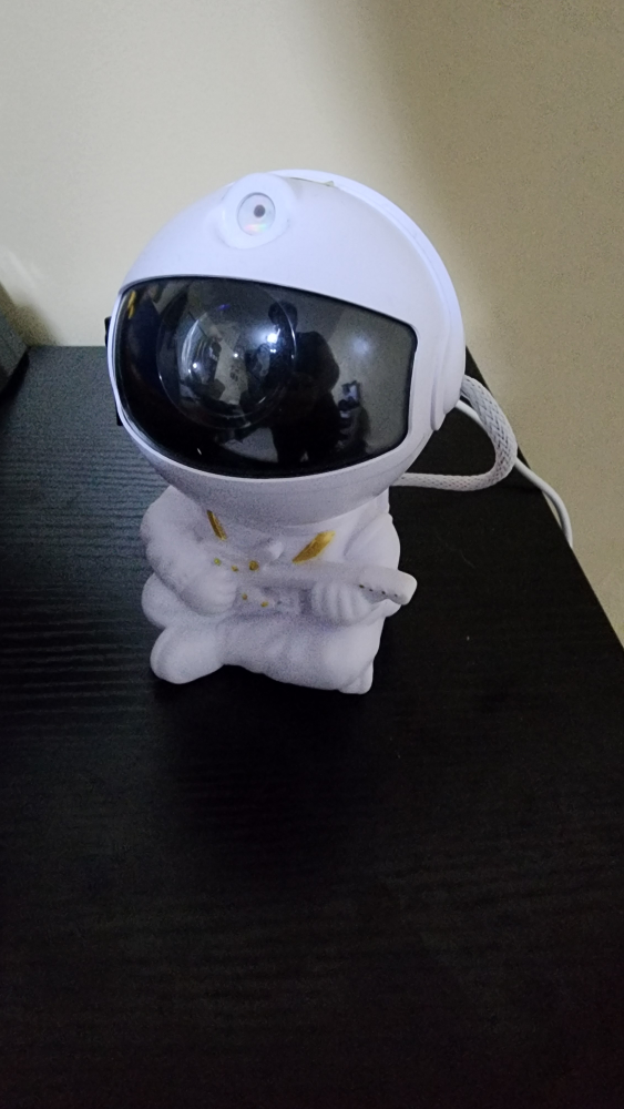 astronaut light thumbnail