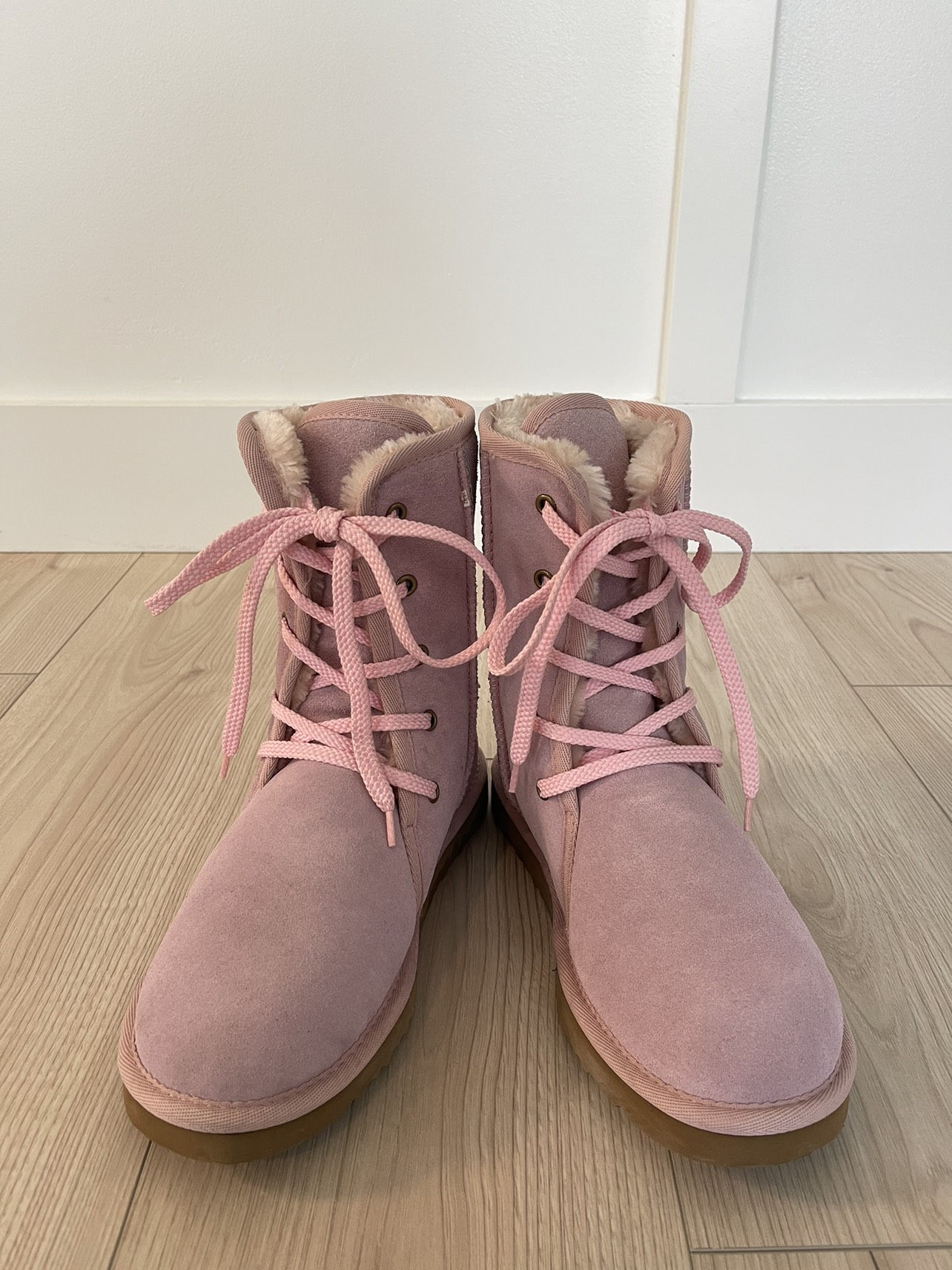 Women’s Winter Boot thumbnail