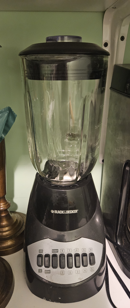 Black and decker blender.
