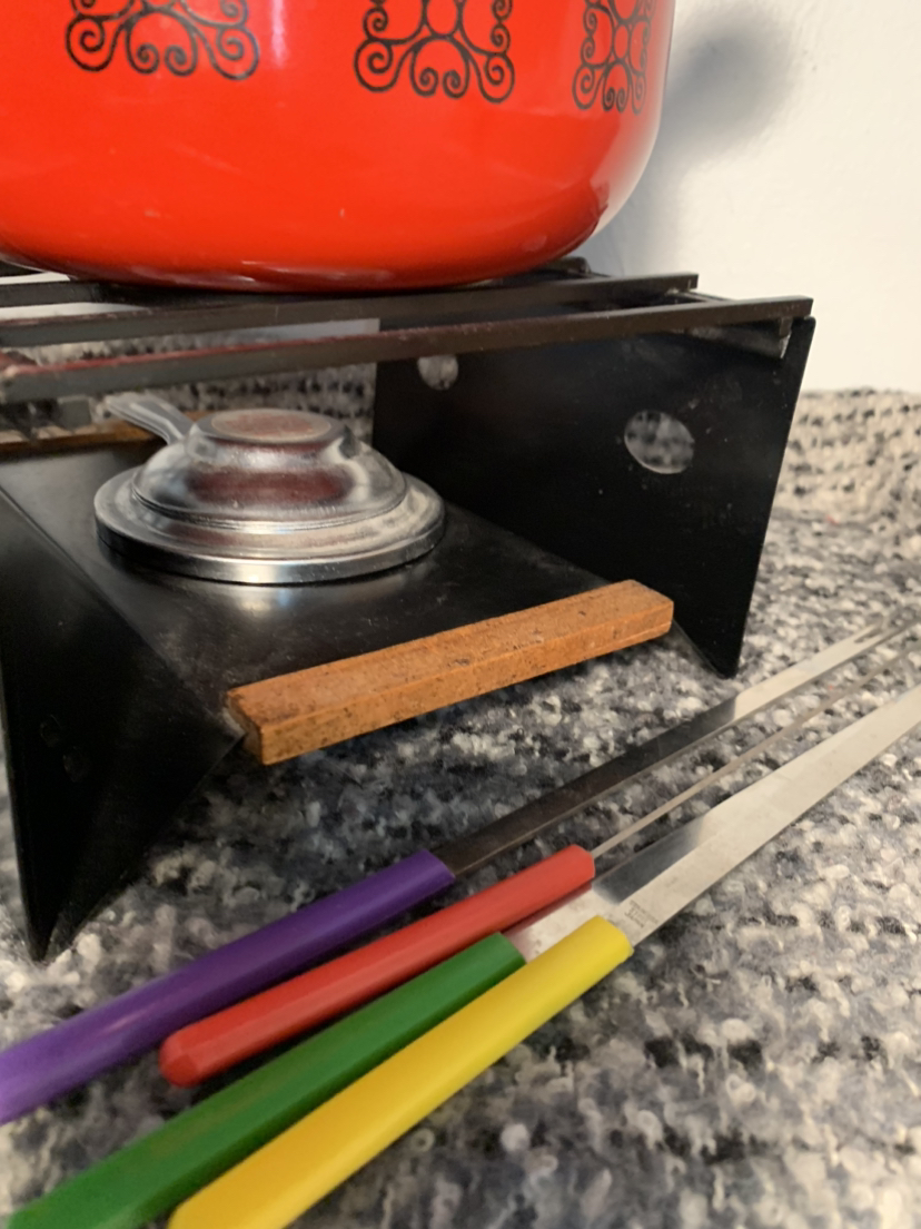 Midcentury Eatons Fondu Pot image indicator(4)