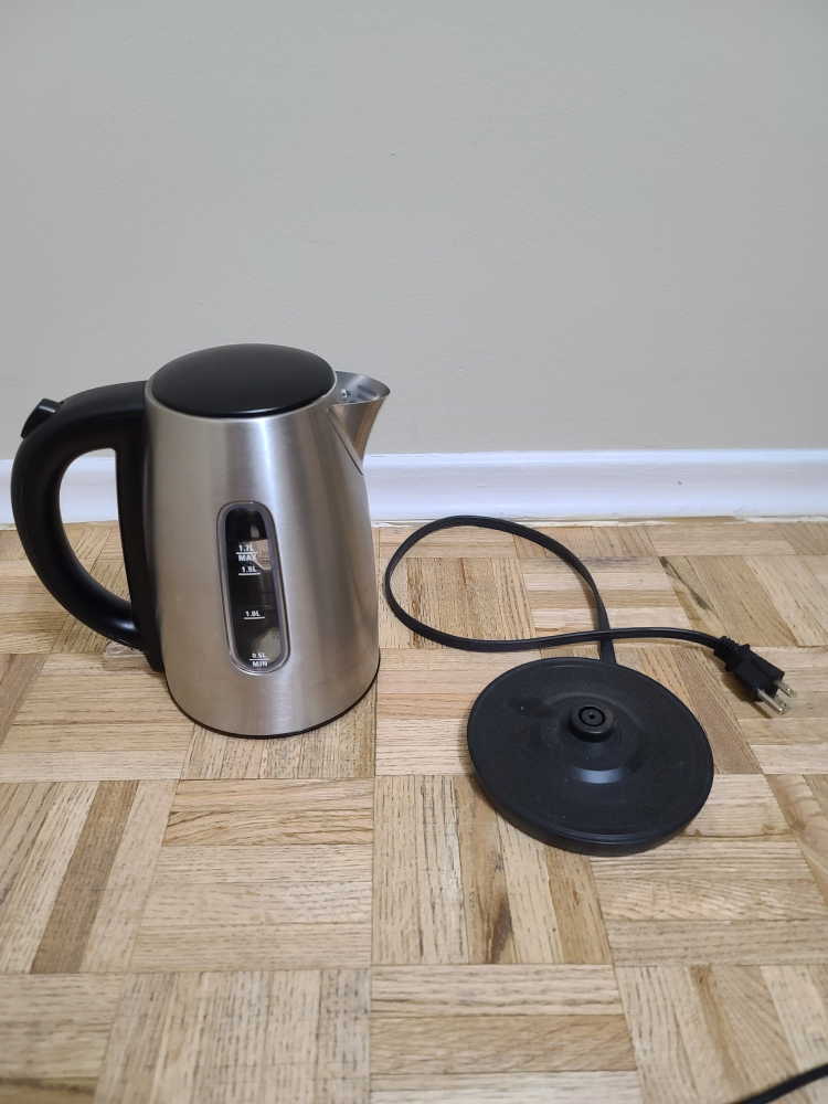 [MOVE OUT SALE] Electric Kettle - excellent condition - photo 2