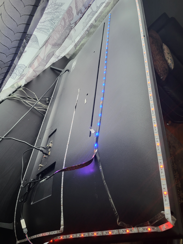 55-inch Smart LG TV with remote image indicator(5)