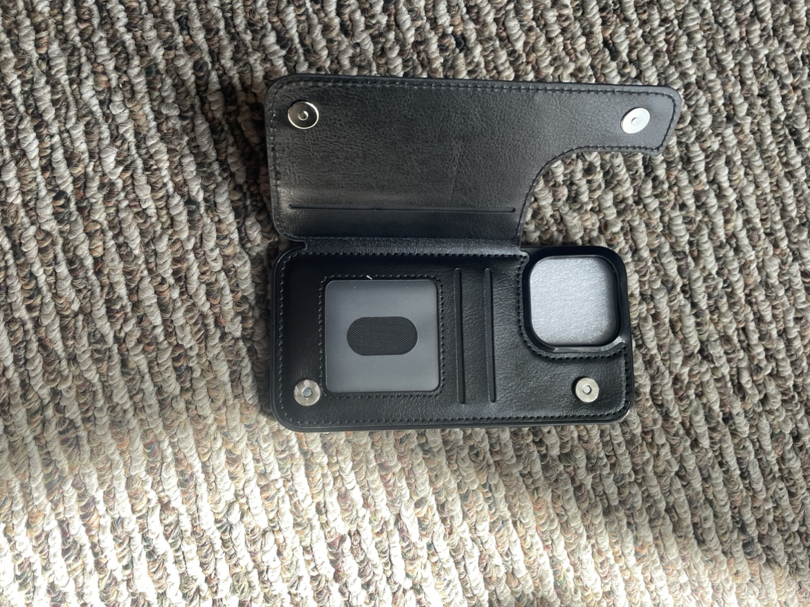 iPhone 13 PRO Case image indicator(2)