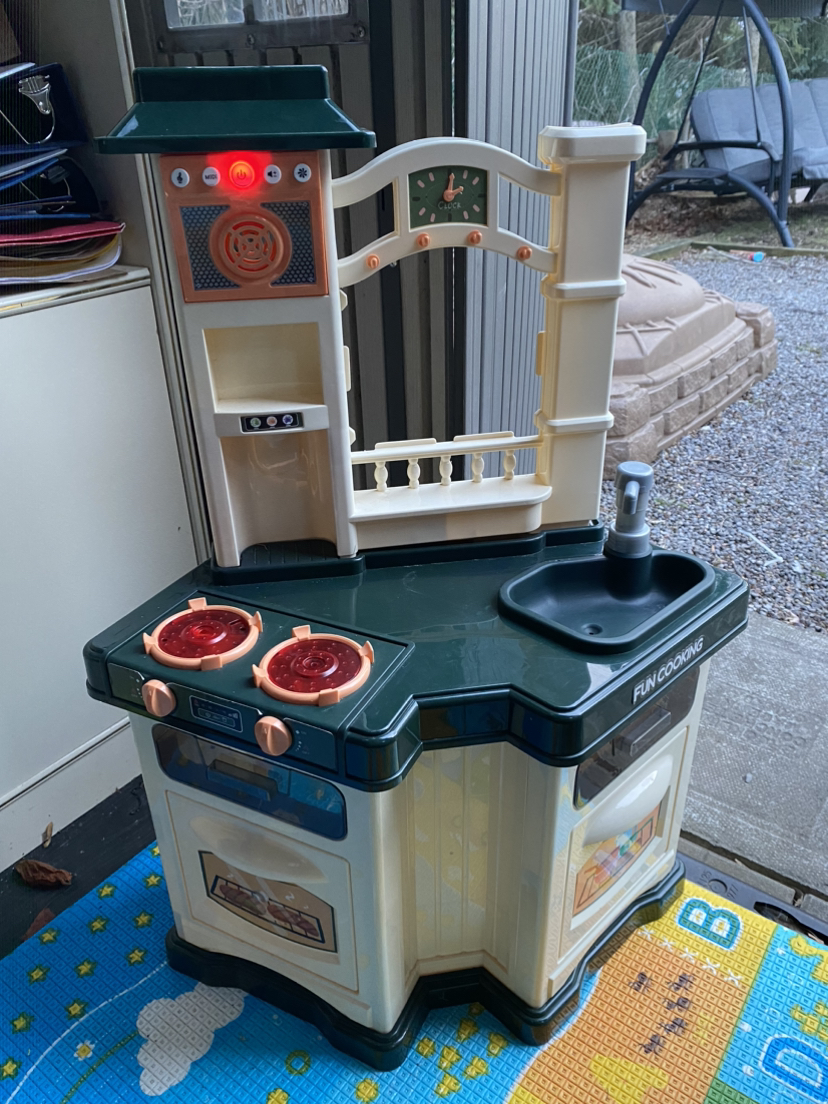 Toy kitchen with music