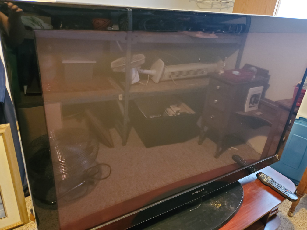 Samsung 50" Plasma TV, not a smart TV but works image indicator(2)