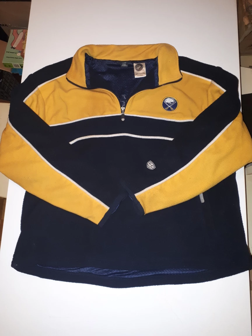 Buffalo Sabres Sweater. 2XL image indicator(2)