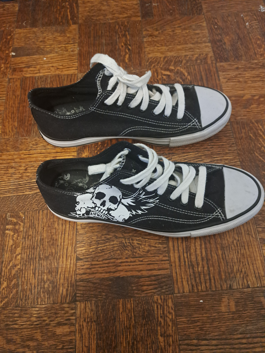 AIR WALK shoes size 8.5 men's