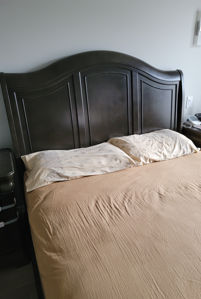 Queen size bed and chest of drawers for sale thumbnail