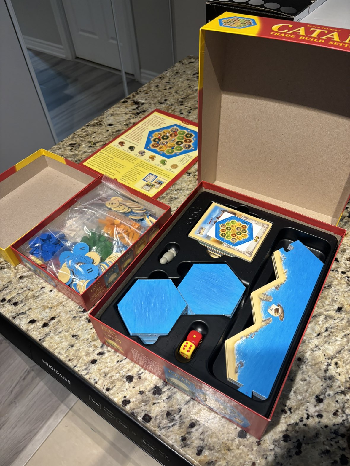 Settlers of Catan + Expansion Set