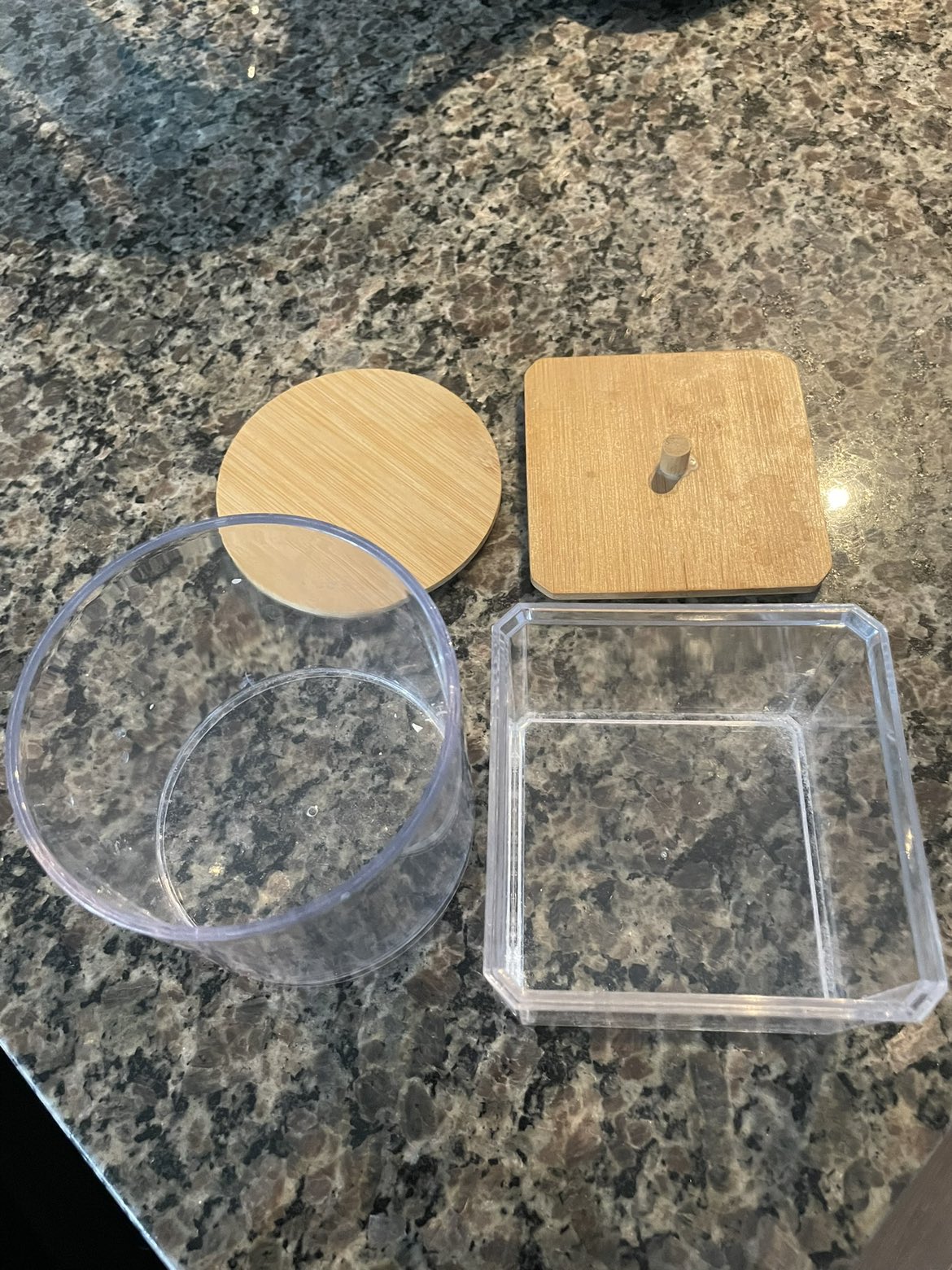 #freecycle Plastic Storage Containers - photo 2