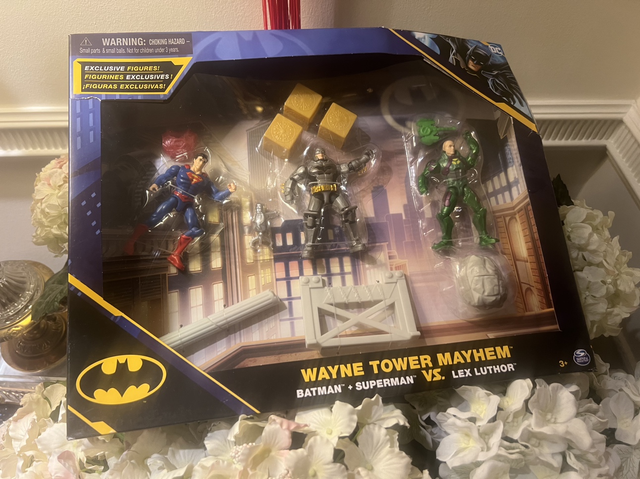 Wayne Tower Mayhem set (brand new)