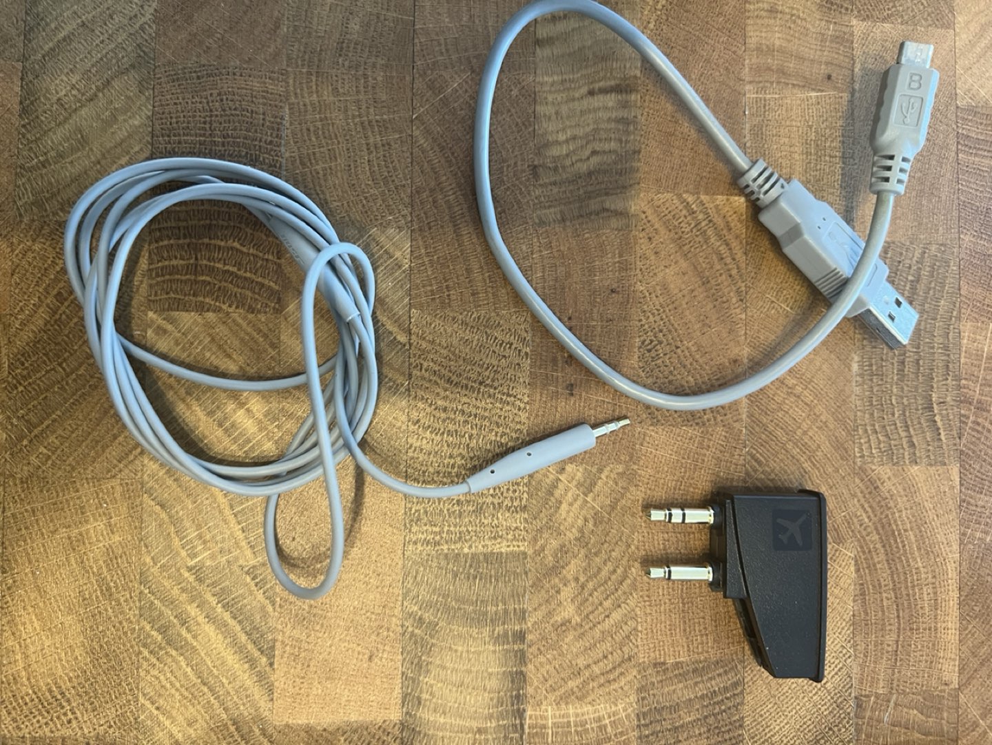 Bose Quiet Comfort 35 II Wireless Headphones - photo 4