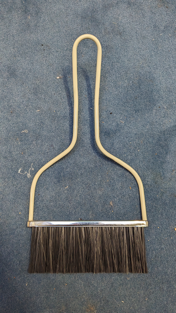 metal hand brush - free
