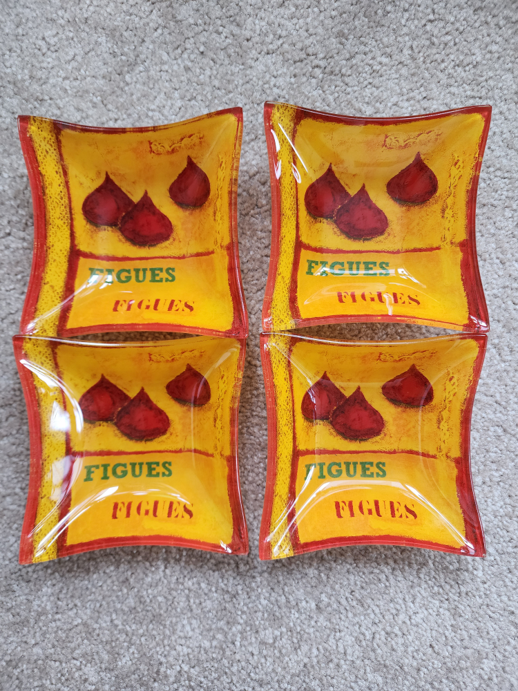 Serving plate with bowls image indicator(3)