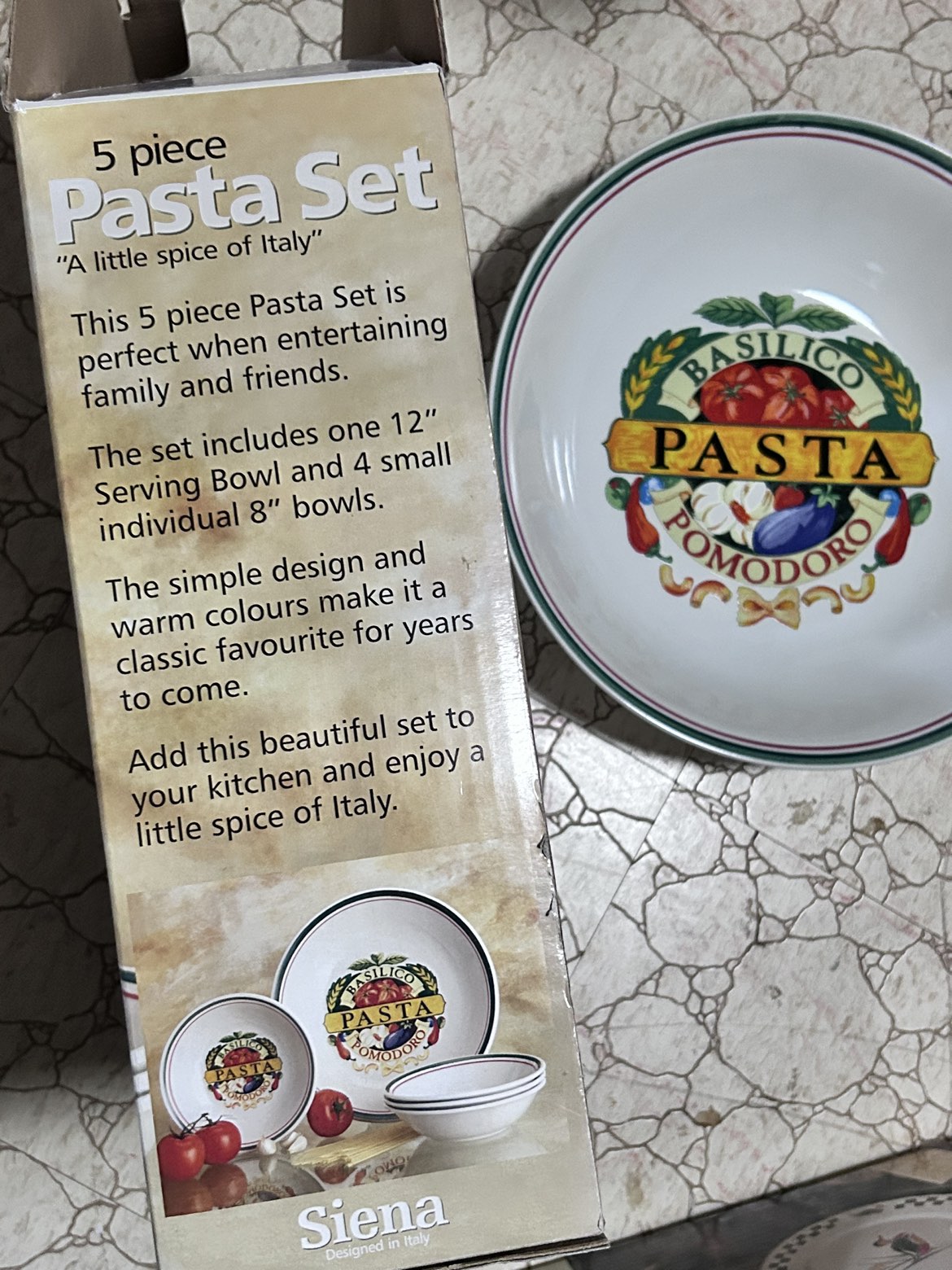 Brand new pasta serving bowl and 4 pasta individual bowls set image indicator(3)