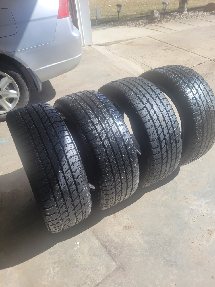 225 55 17 uniroyal tiger paw touring
