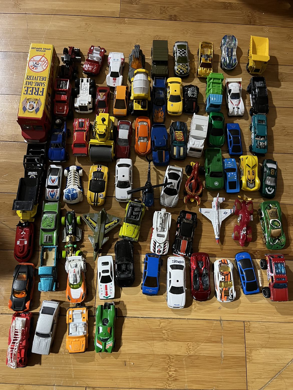 Toy Cars (total 70)